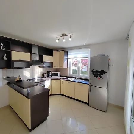 Mia Apartment *