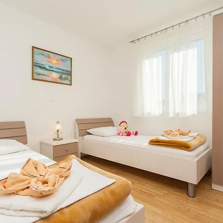 Mia Apartment